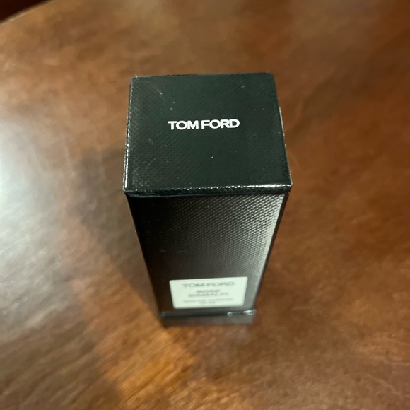 Tom Ford Rose D’Amalfi Eau de Parfum 50ml / 1.7oz - Picture 4 of 4